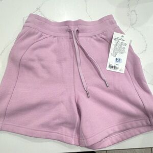 Lululemon Scuba High Rise 5”